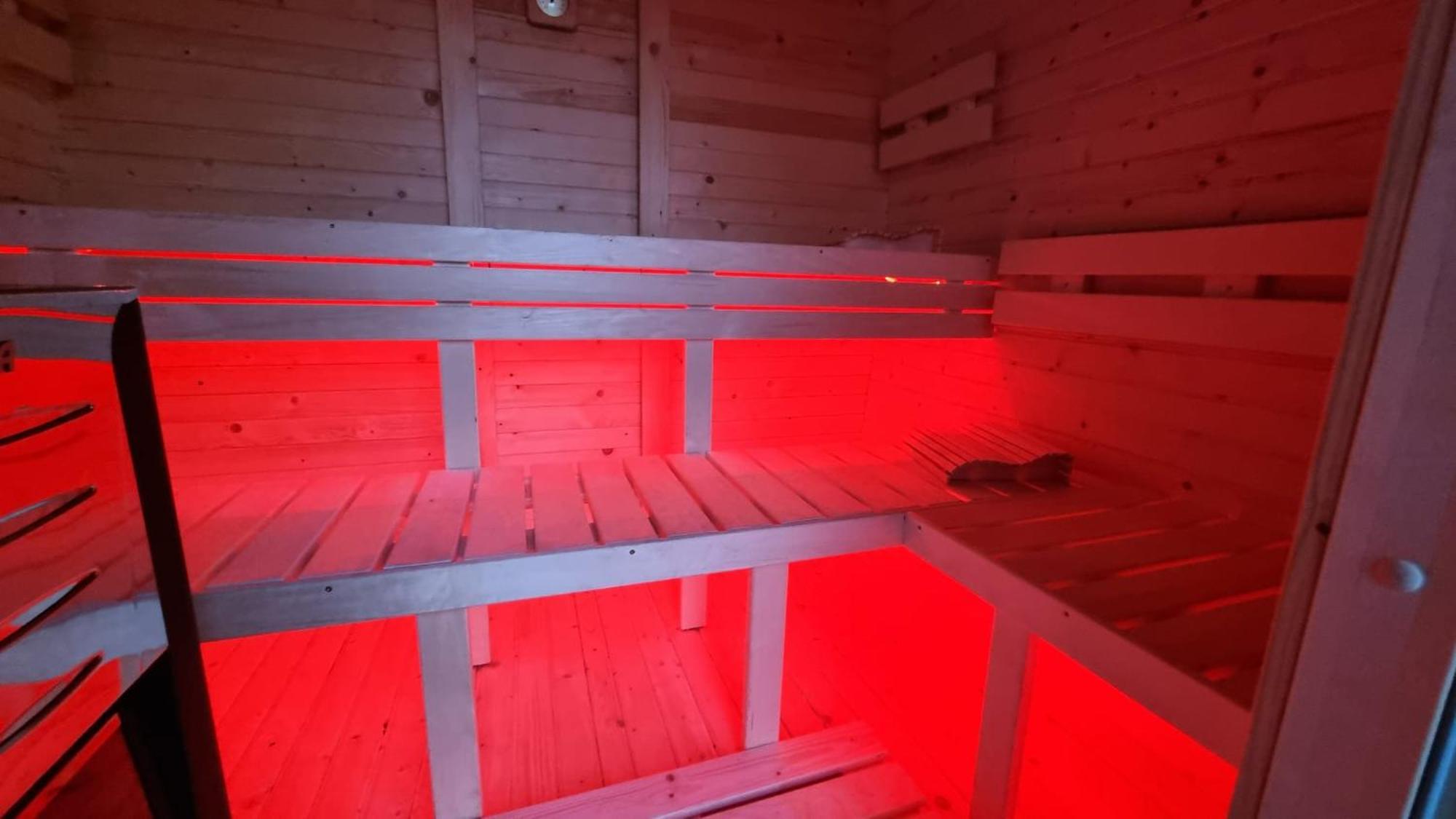 Slapen Bij Bonanza Villa Bantega Екстериор снимка