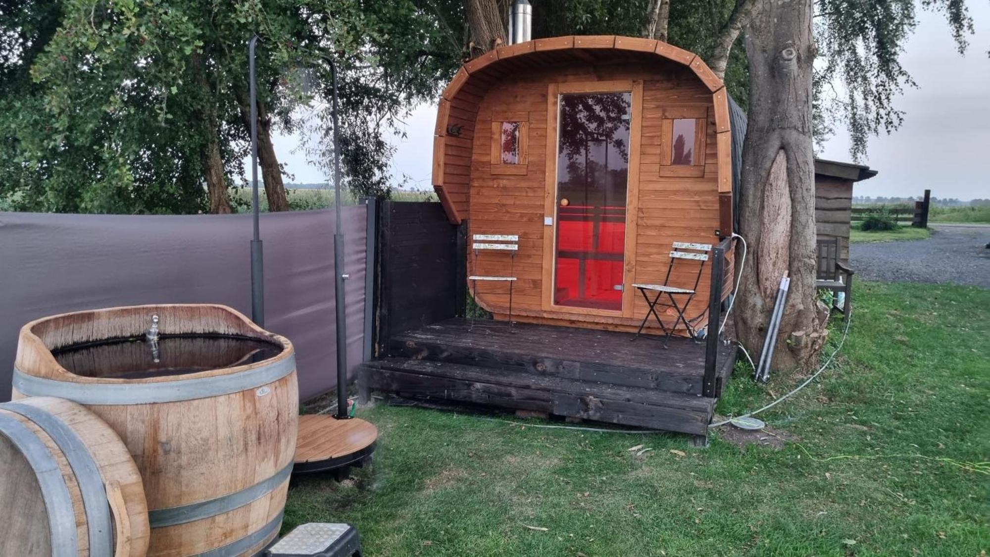 Slapen Bij Bonanza Villa Bantega Екстериор снимка